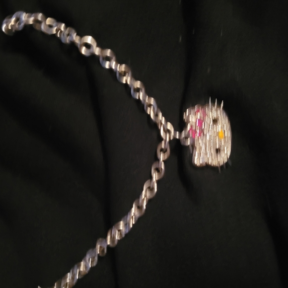 Bling Hello Kitty Charm Bracelet - Picture 7 of 11